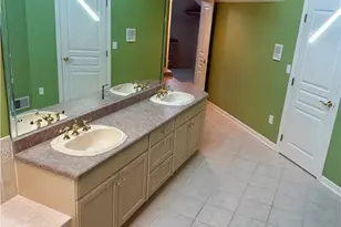 2644 Carriage House Dr, Hampton, PA 15101 - Photo 24