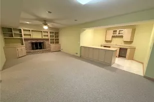 2644 Carriage House Dr, Hampton, PA 15101 - Photo 32