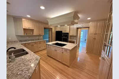 2644 Carriage House Dr, Hampton, PA 15101 - Photo 6