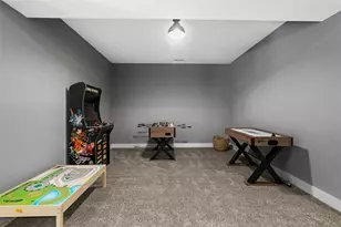 300 McCutcheon Ct, Pine Township, PA 15044 - Photo 40