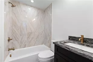 256 44th St, Pittsburgh, PA 15201 - Photo 32