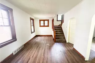 800 N 6th St, Clairton, PA 15025 - Photo 2