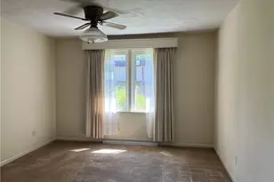 2971 Melvin Dr, Neshannock Township, PA 16105 - Photo 6