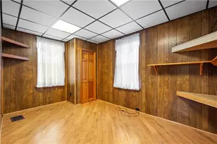 147 Laughlin Ave, Pittsburgh, PA 15210 - Photo 12