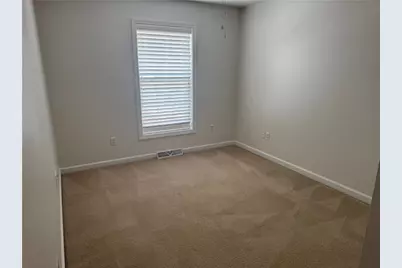 523 E Vanderbilt Ct, Adams Township, PA 16046 - Photo 26