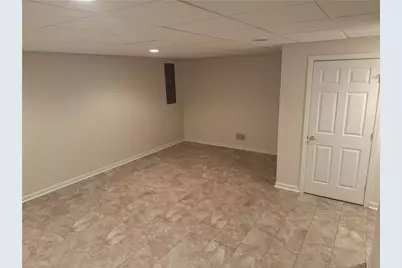 523 E Vanderbilt Ct, Adams Township, PA 16046 - Photo 36