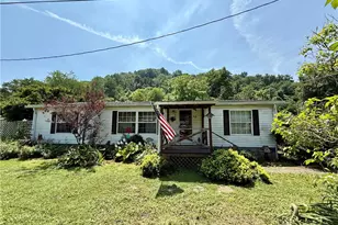 218 Jollytown Rd, New Freeport, PA 15352 - Photo 1