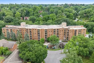 1500 Cochran Rd, Scott Township, PA 15243 - Photo 1