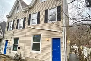 910 Smithton Ave, Marshall Shadeland, PA 15212 - Photo 4