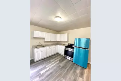 910 Smithton Ave, Marshall Shadeland, PA 15212 - Photo 18