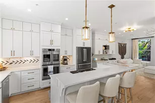 3729 Mulberry Wy, Pittsburgh, PA 15201 - Photo 10