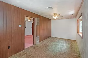 2488 Banks School Rd, Hampton, PA 15044 - Photo 10