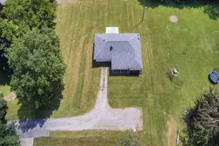 2488 Banks School Rd, Hampton, PA 15044 - Photo 2