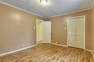 1014 Glass Run Rd, Pittsburgh, PA 15236 - Photo 14