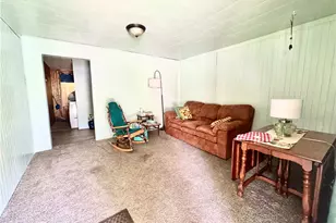 21 S Round St, Union Township, PA 16101 - Photo 2