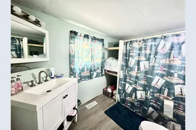 21 S Round Street, Union Township, PA 16101 - Photo 6