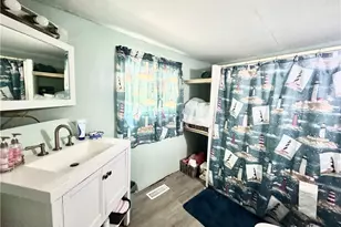 21 S Round St, Union Township, PA 16101 - Photo 6