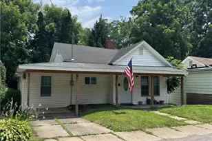 21 S Round St, Union Township, PA 16101 - Photo 1