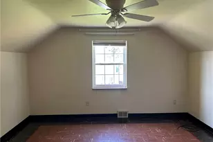 2122 Route 130, Unity Township, PA 15676 - Photo 16