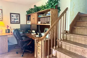 2935 Glenda Dr, Scott Township, PA 16101 - Photo 6