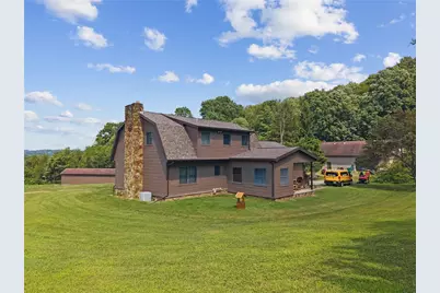 576 Stoney Run Rd, Derry Township, PA 15717 - Photo 2