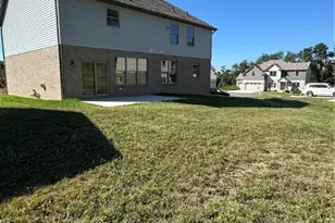 110 Harrowgate Ln, Peters Township, PA 15317 - Photo 2