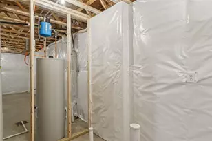 381 Gleneagles Dr, Twp of But NW, PA 16001 - Photo 40