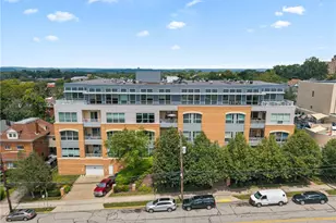 5859 Beacon St, Pittsburgh, PA 15217 - Photo 1