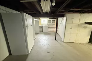 1111 Schang Rd, South Park, PA 15236 - Photo 8