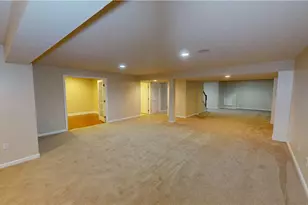 947 Park Plaza, Pine Township, PA 15090 - Photo 46