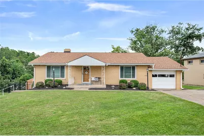 30 Beaver Grade Rd, Robinson Twp, PA 15136 - Photo 1