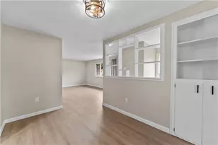 252 Shenandoah Dr, Pittsburgh, PA 15235 - Photo 8