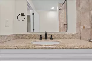 252 Shenandoah Dr, Pittsburgh, PA 15235 - Photo 12