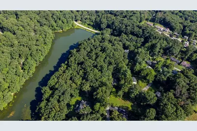 113 Lakewood Dr, Center Township, PA 16001 - Photo 18