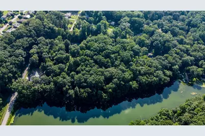 113 Lakewood Dr, Center Township, PA 16001 - Photo 12