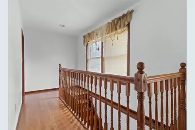 205 Veneze Dr, Robinson Twp, PA 15205 - Photo 14