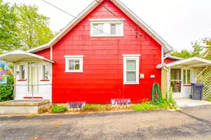 208 Center St, Daugherty Township, PA 15066 - Photo 4