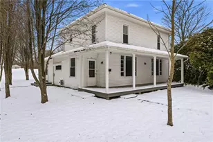 215 S Mercer St, Greenville Boro, PA 16125 - Photo 1