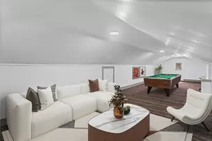 7872 Mt Carmel Rd, Pittsburgh, PA 15147 - Photo 10