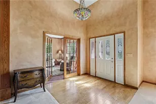 402 Woodland Dr, Wilmington Township, PA 16142 - Photo 4