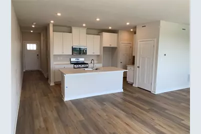 140 Scotland Lane #104C, Harmony Boro, PA 16037 - Photo 2