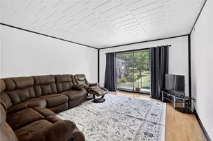 631 Forest Green Dr, Moon/Crescent Twp, PA 15108 - Photo 8