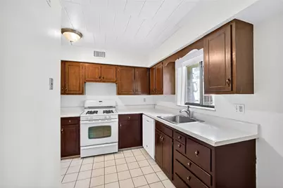 631 Forest Green Dr, Moon/Crescent Twp, PA 15108 - Photo 14