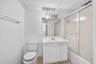 631 Forest Green Dr, Moon/Crescent Twp, PA 15108 - Photo 22