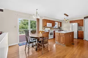 1514 Laurel Ridge Dr, Moon/Crescent Twp, PA 15046 - Photo 12