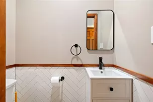 401 Longview Ave, North Franklin Township, PA 15301 - Photo 16