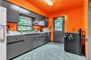 1134 Leishman Ave, New Kensington, PA 15068 - Photo 18