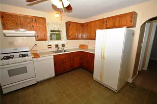 2425 Hampton Ave, Hampton, PA 15101 - Photo 14