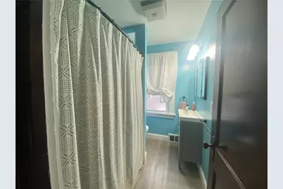 920 4th Ave, Conway, PA 15027 - Photo 28