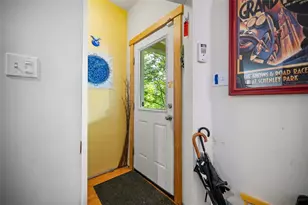 300 Eddington St, Pittsburgh, PA 15207 - Photo 6